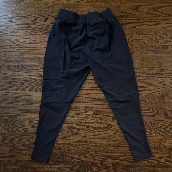 Alphalete Infinity navy blue Joggers for Men - Picture 2 of 3